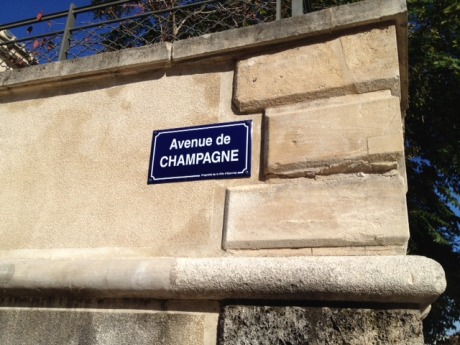 Sign for the world-famous Avenue de Champagne!